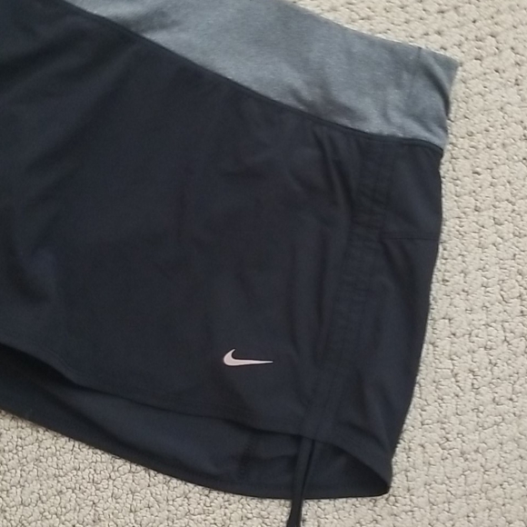 Nike short skort! - Picture 4 of 5